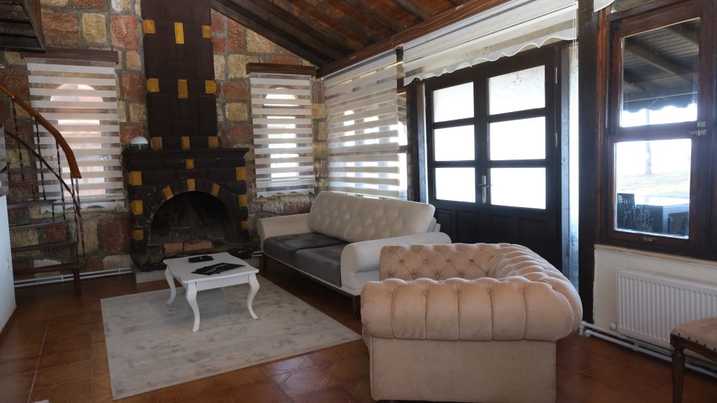 DSCF2137-2-1024x576 (1)